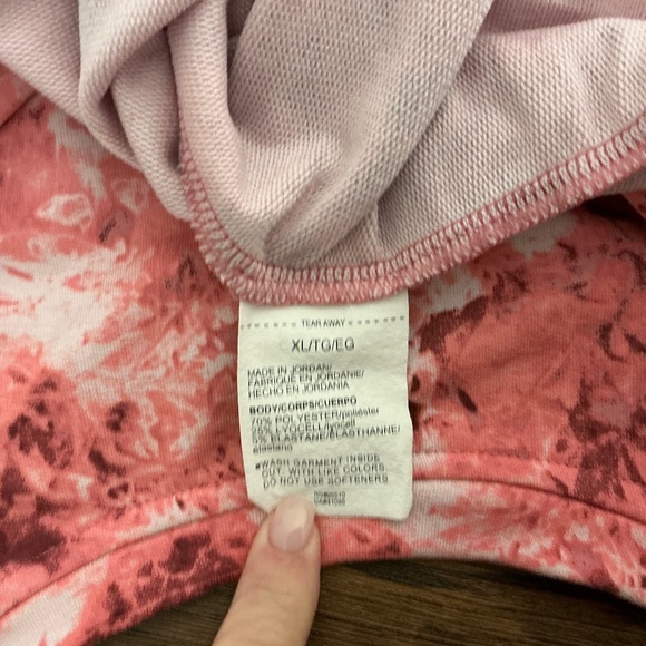 Ladies PINK Under Armour Rival Terry Print Crew Sweatshirt Size XL - Picture 6 of 6